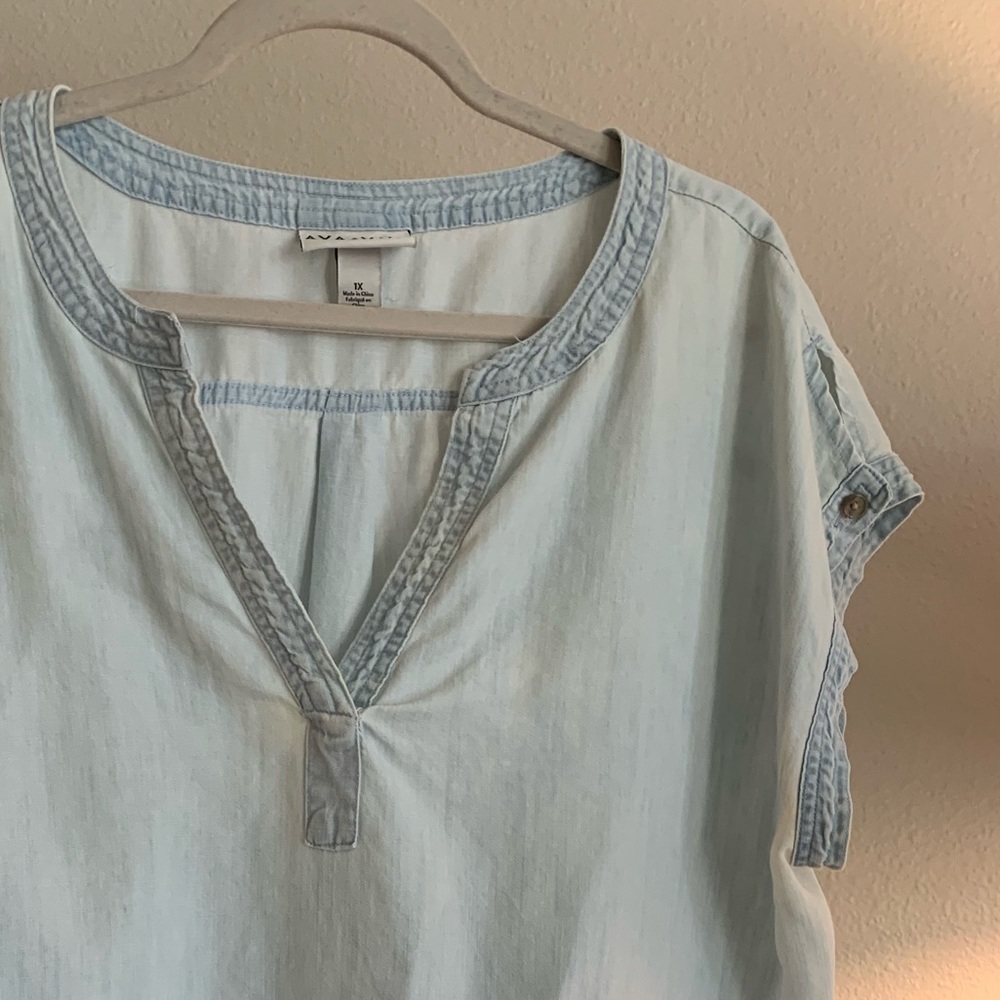 Faded light blue “denim” casual blouse XL.